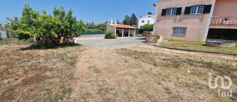 House T4 in Lamas e Cercal of 315 m²