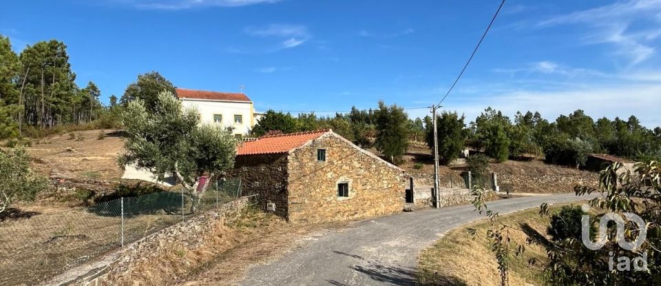 Casa de aldeia T3 em Sobreira Formosa e Alvito da Beira de 127 m²