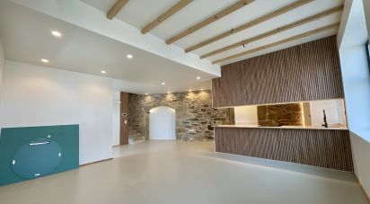 Casa T3 em Arcozelo de 186 m²