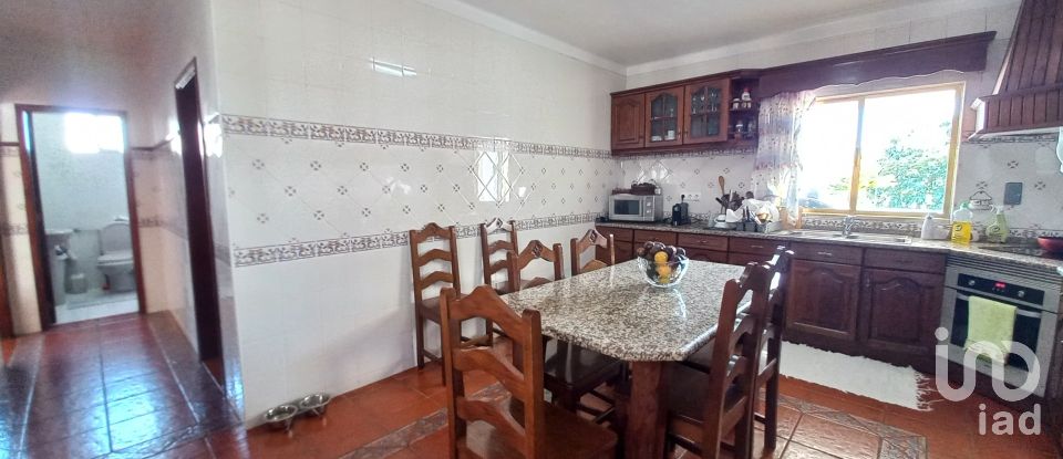 Casa / Villa T3 em Fonte de Angeão e Covão do Lobo de 179 m²