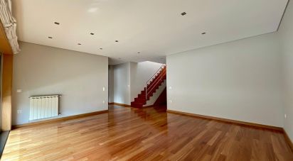 Apartment T3 in Espinho of 140 m²