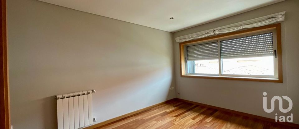 Appartement T3 à Espinho de 140 m²