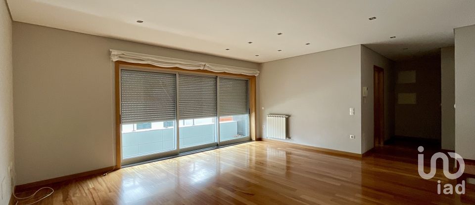 Appartement T3 à Espinho de 140 m²