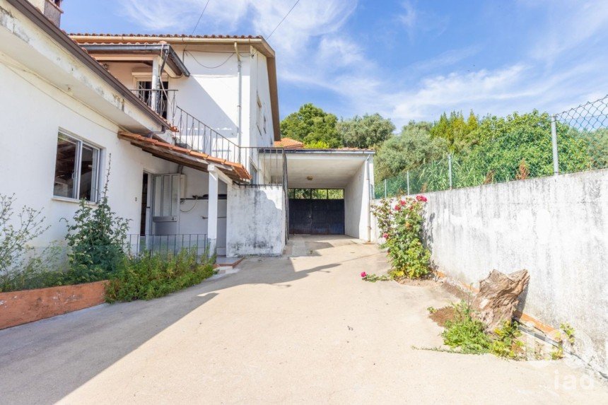 Traditional house T4 in Antuzede e Vil de Matos of 63 m²