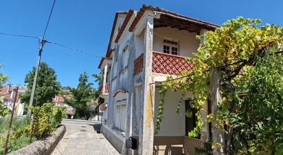 Habitação T6 em Sobreira Formosa e Alvito da Beira de 237 m²