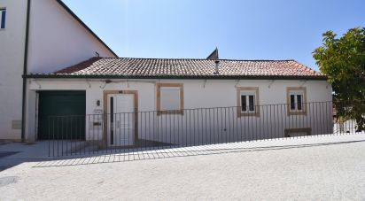 Maison traditionnelle T4 à São Miguel, Santa Eufémia e Rabaçal de 180 m²