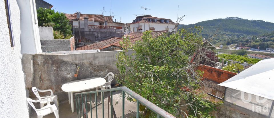 Traditional house T4 in São Miguel, Santa Eufémia e Rabaçal of 180 m²