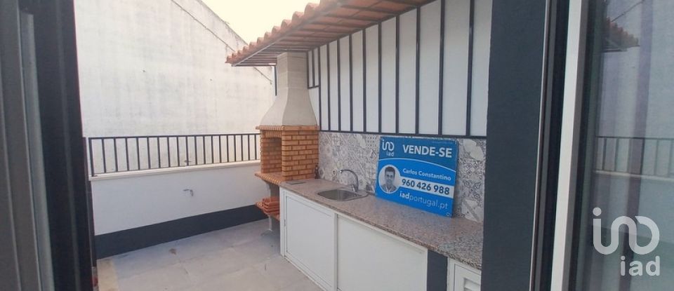 Maison T3 à Abrigada e Cabanas de Torres de 103 m²