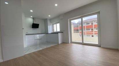 Apartment T3 in Barcelos, Vila Boa e Vila Frescainha (São Martinho e São Pedro) of 105 m²