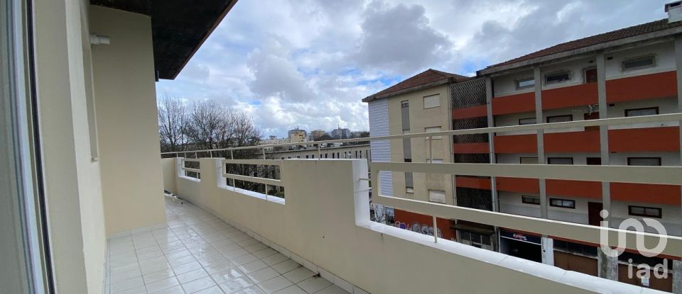 Apartamento T3 em Barcelos, Vila Boa e Vila Frescainha (São Martinho e São Pedro) de 105 m²