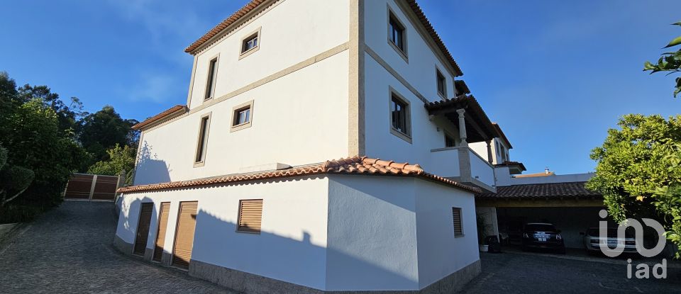 Lodge T4 in Quintiães E Aguiar of 241 m²