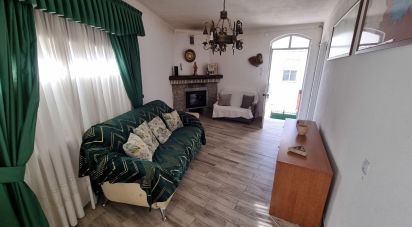 Casa tradicional T4 em Lajeosa do Mondego de 194 m²