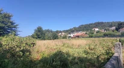 Land in Cornes of 940 m²