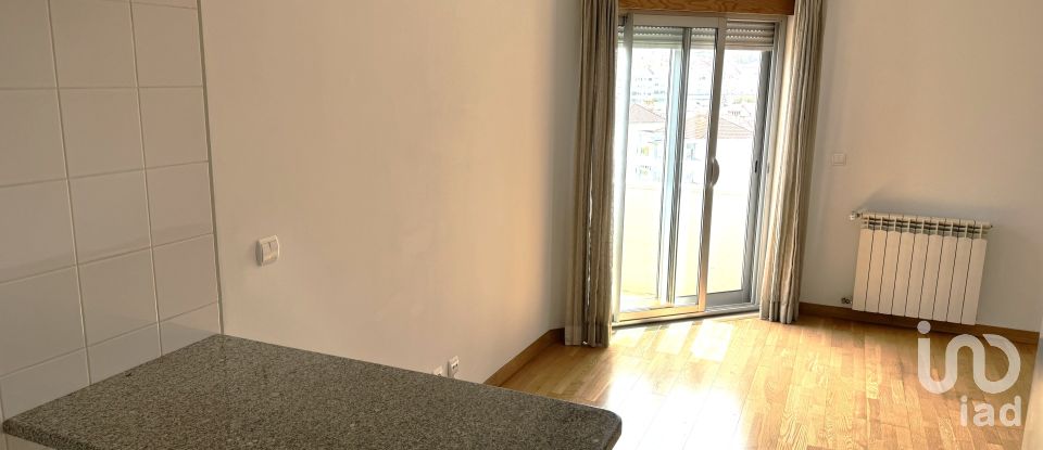 Apartment T1 in Alvalade of 60 m²