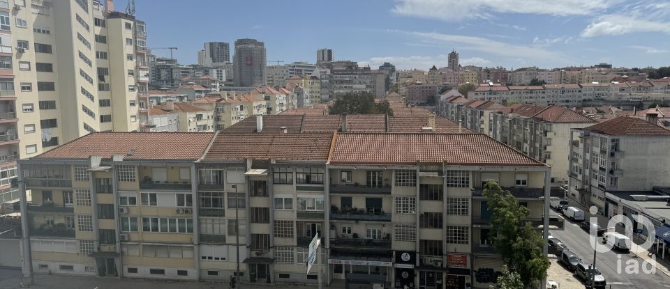 Appartement T1 à Alvalade de 60 m²