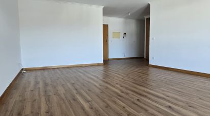 Apartment T3 in Creixomil of 147 m²