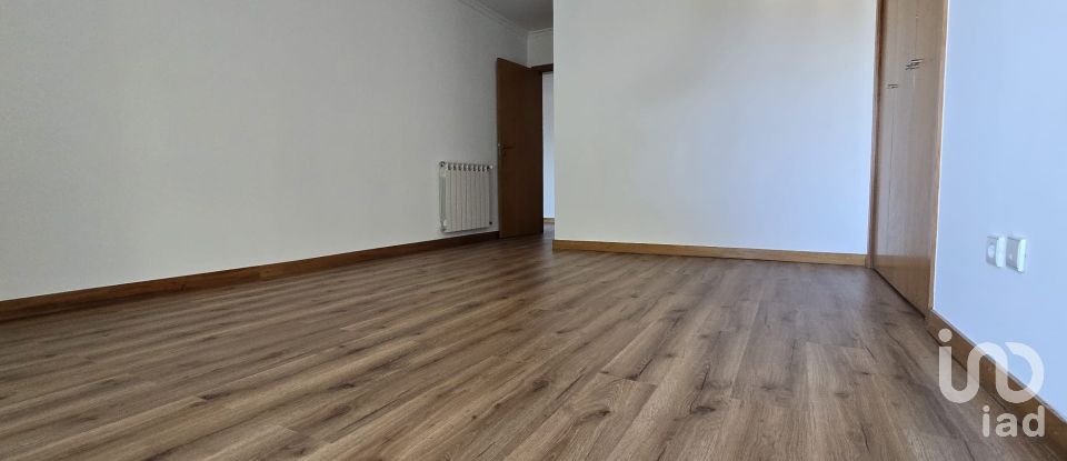 Apartamento T3 em Creixomil de 147 m²