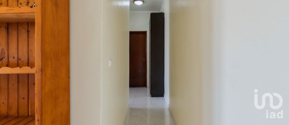 Apartment T2 in Alto do Seixalinho, Santo André e Verderena of 63 m²