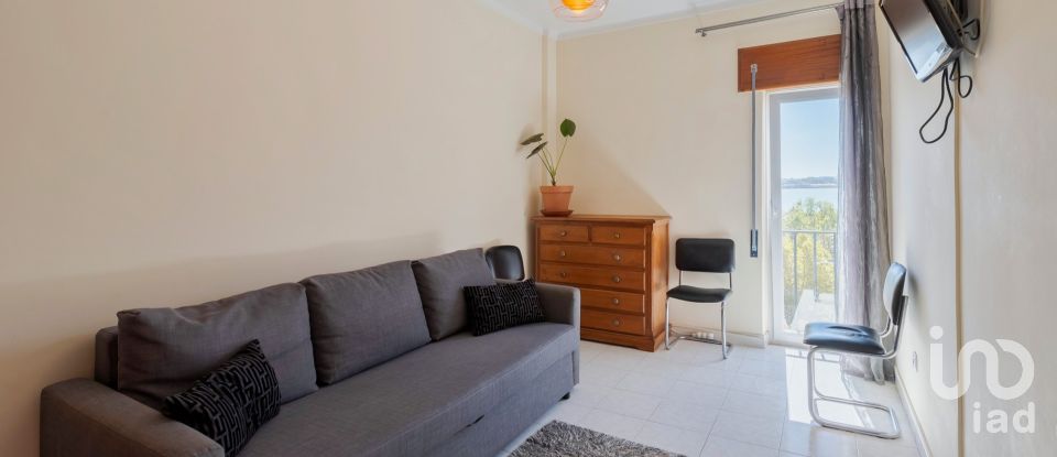 Apartment T2 in Alto do Seixalinho, Santo André e Verderena of 63 m²