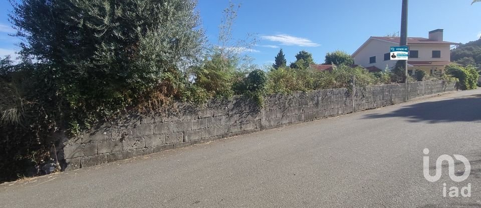 Land in Cornes of 940 m²