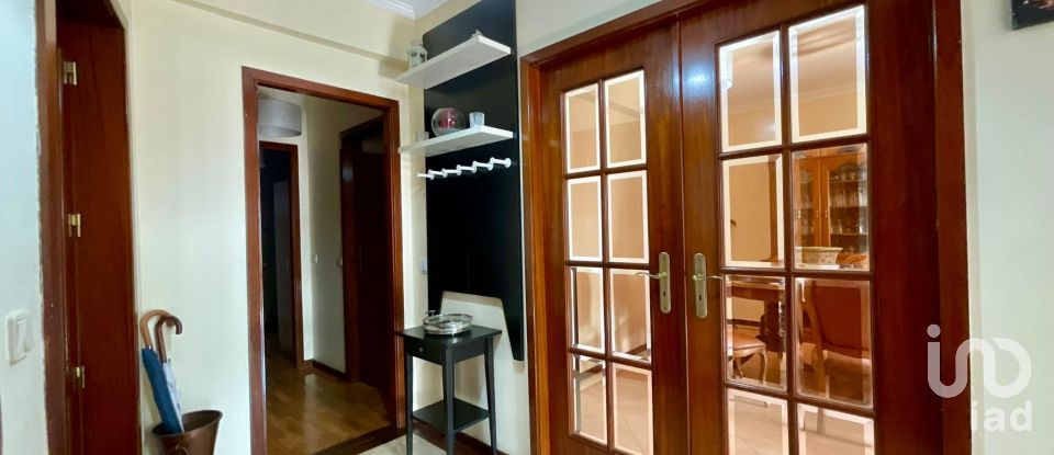 Apartamento T1 em São Félix da Marinha de 78 m²