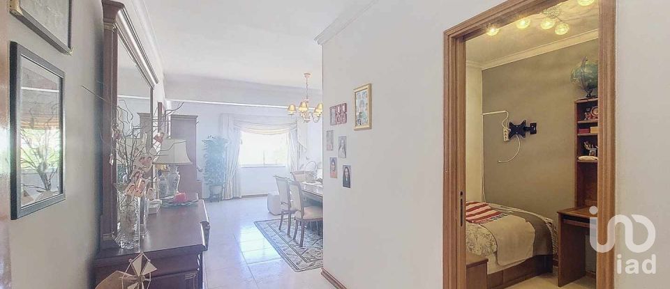 Apartamento T2 em Albufeira e Olhos de Água de 124 m²