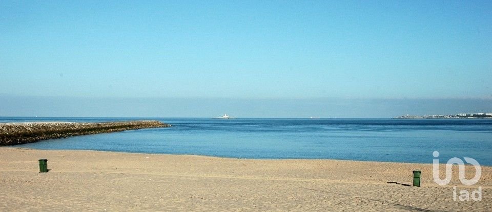 Casa de Cidade T3 em Caparica e Trafaria de 50 m²