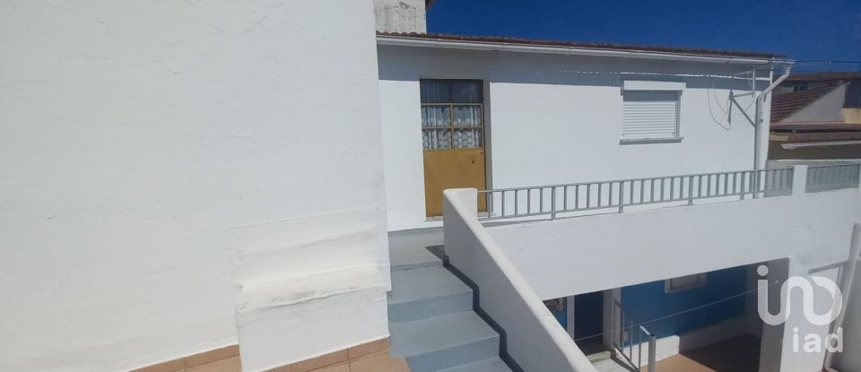 Maison de village T2 à Cadaval e Pêro Moniz de 64 m²