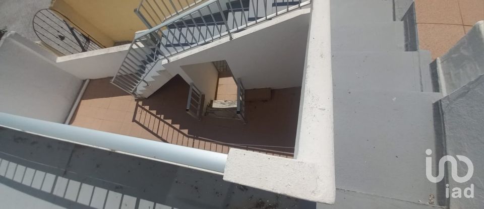 Maison de village T2 à Cadaval e Pêro Moniz de 64 m²