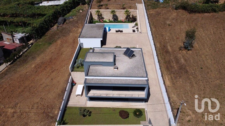 Casa T3 em Margaride (Santa Eulália), Várzea, Lagares, Varziela e Moure de 349 m²