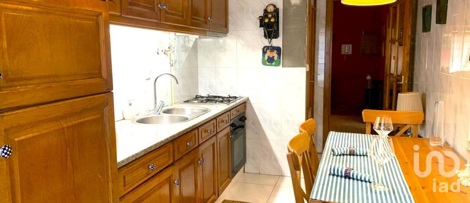 Apartment T3 in Viana do Castelo (Santa Maria Maior e Monserrate) e Meadela of 105 m²