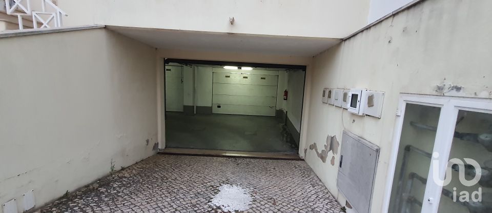 Casa tradicional T3 em Tornada e Salir do Porto de 137 m²