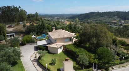 Maison de campagne T4 à Caxarias de 458 m²