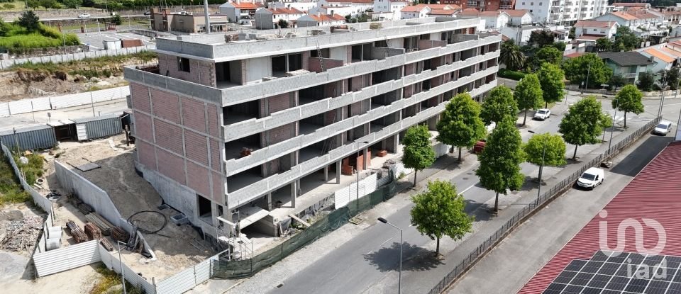 Bâtiment T3 à Vila Nova De Cerveira E Lovelhe de 117 m²