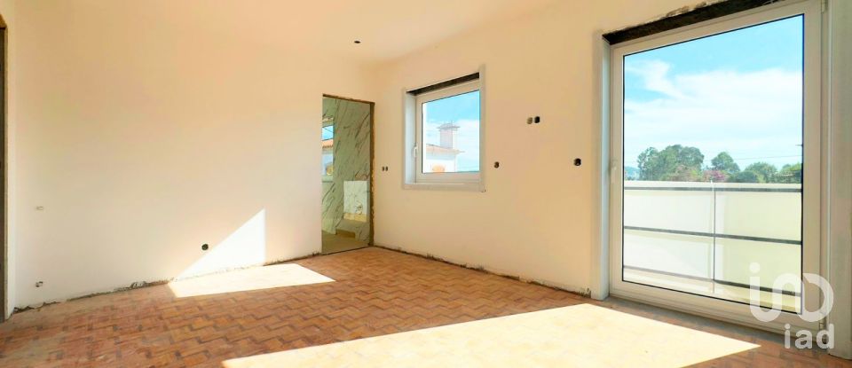 Maison T3 à Santa Marta de Portuzelo de 500 m²