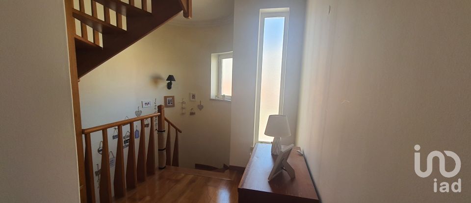 Traditional house T3 in Tornada e Salir do Porto of 137 m²