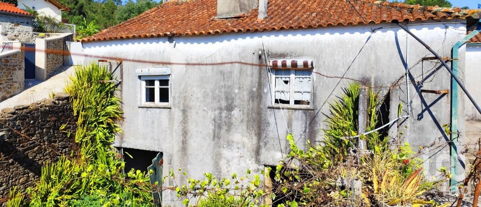 Casa de aldeia T3 em Santa Marta de Portuzelo de 228 m²