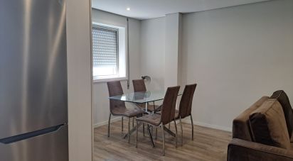 Apartment T2 in Mafamude e Vilar do Paraíso of 96 m²