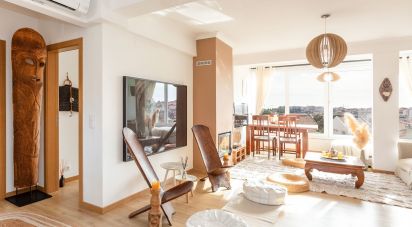 Duplex T4 in Cascais e Estoril of 135 m²