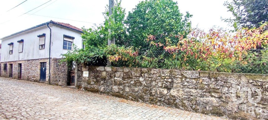 Casa tradicional T3 em Vila Nova De Cerveira E Lovelhe de 167 m²