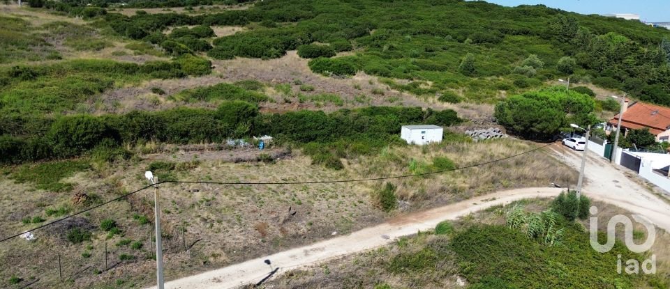 Terreno em Santo Antão e São Julião do Tojal de 318 m²