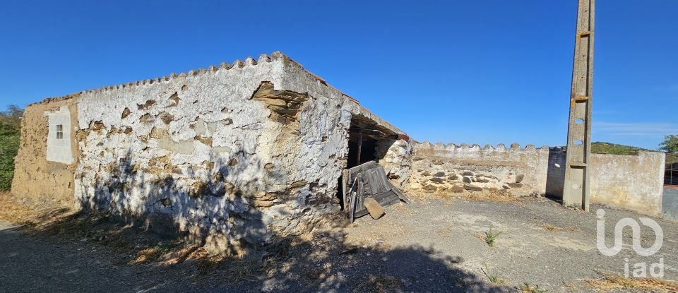 Terrain à Alcoutim e Pereiro de 276 m²