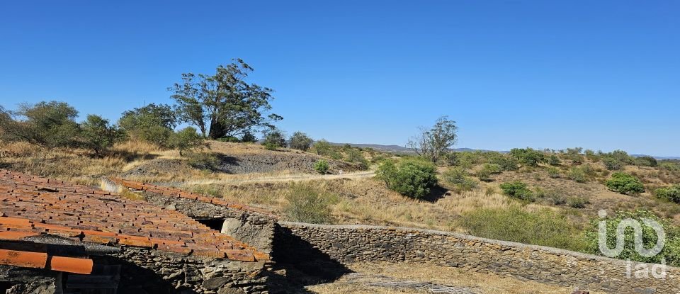 Terrain à Alcoutim e Pereiro de 276 m²