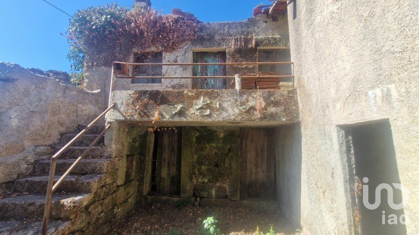 Village house T2 in Aguiar da Beira e Coruche of 40 m²