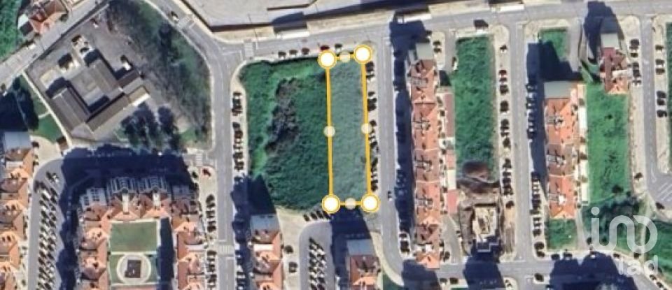 Building land in Alenquer (Santo Estêvão e Triana) of 750 m²