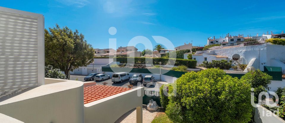 Lodge T3 in Albufeira e Olhos de Água of 186 m²