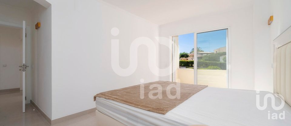 Lodge T3 in Albufeira e Olhos de Água of 186 m²