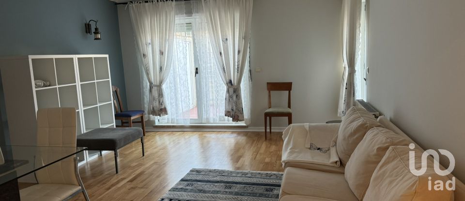 Apartment T1 in Santo António of 60 m²