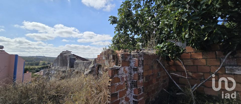 Maison de village T0 à Alguber de 73 m²