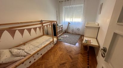 Apartamento T2 em Almada, Cova da Piedade, Pragal e Cacilhas de 66 m²